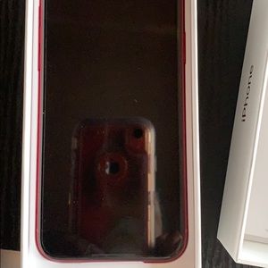 iPhone XR red